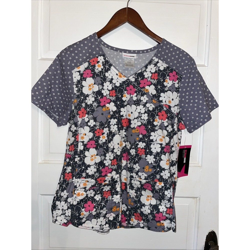 NWT ScrubStar Womens 3 Front Pockets Flower Floral Gray Pink Black Small